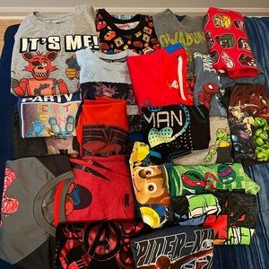 Boys 4-5 superhero shirts